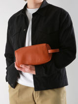 Leather Flandres Toiletry Kit Etrier Orange flandres EFLA920M-vue-porte