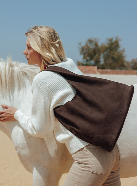 Hobo L CAVALIER NUBUCK